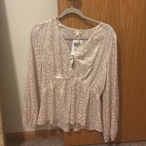 [ Silk Cheetah Top ]